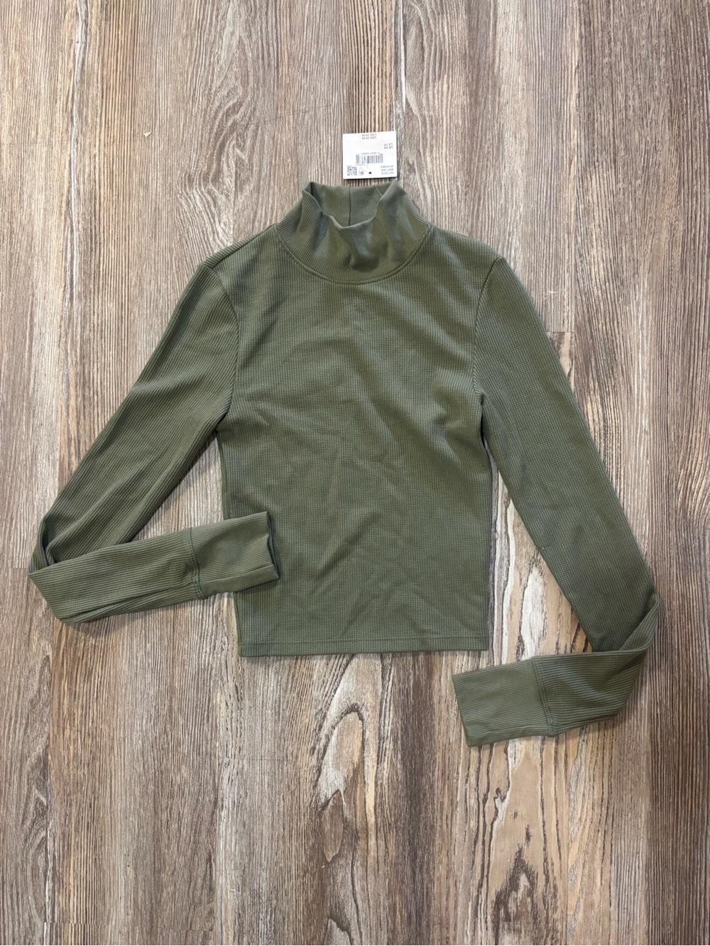 NWT American Eagle Cropped Long Sleeve - XS